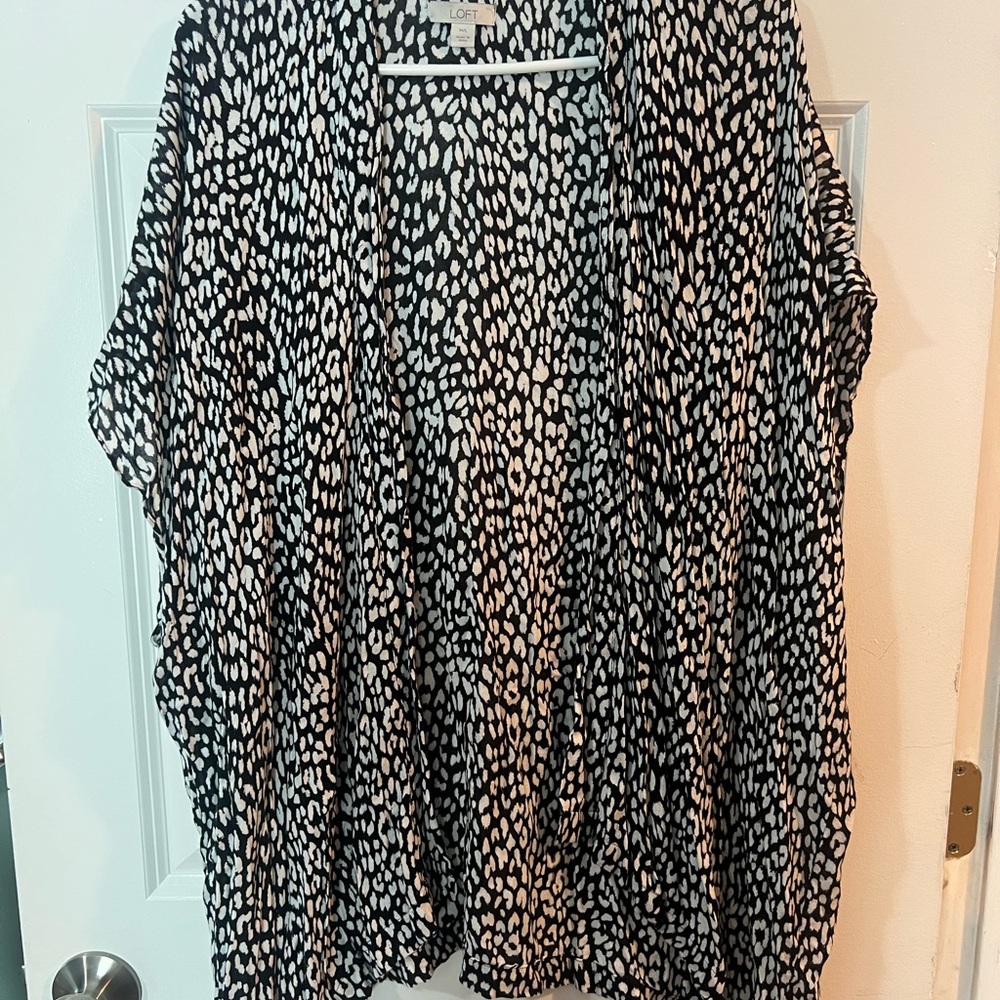 LOFT Patterned Cover